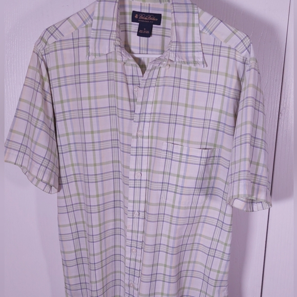 Brooks Brothers Mens Plaid 100% Cotton Size Medium Button Down Friday Shirt - Picture 3 of 11